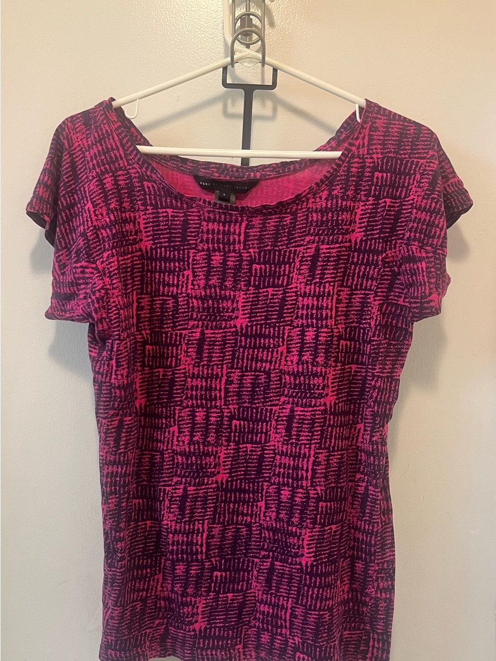 Marc Jacobs Pink and Black Short Sleeve Patterned Top
